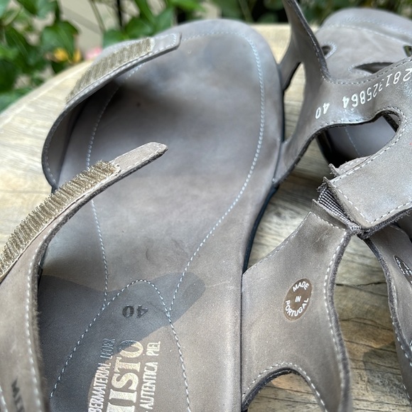 Mephisto Sandals - Picture 9 of 11